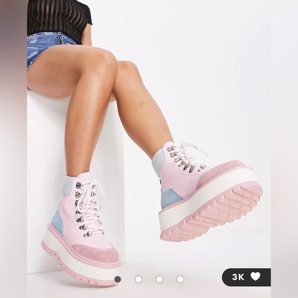 NWOB - Platform Boots. Pastel colors. - Picture 4 of 4
